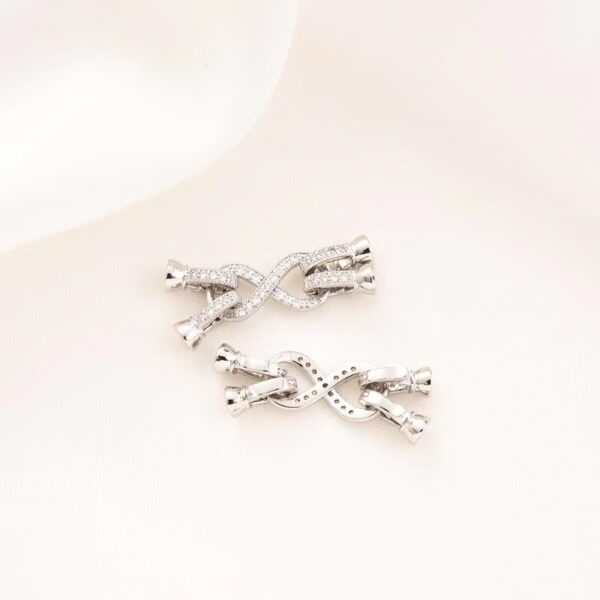 18k Diamond 4 legs Infinity closure - Image 3