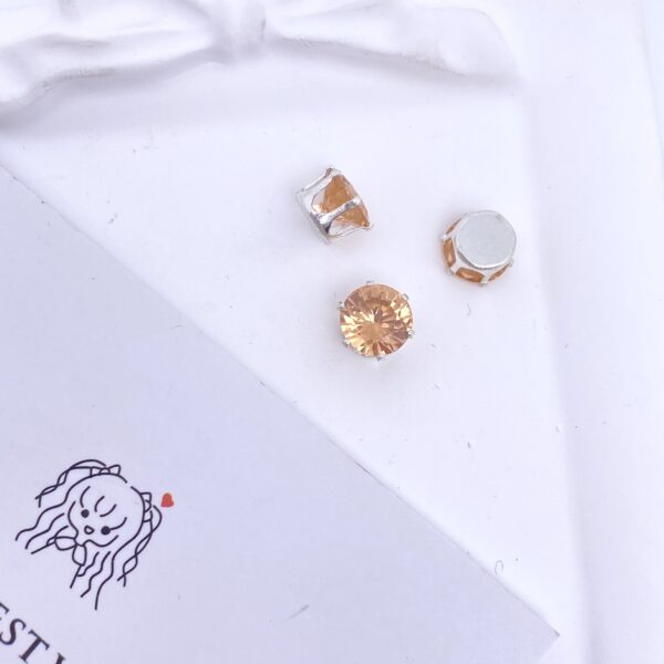 8mm Round Diamond - Image 7