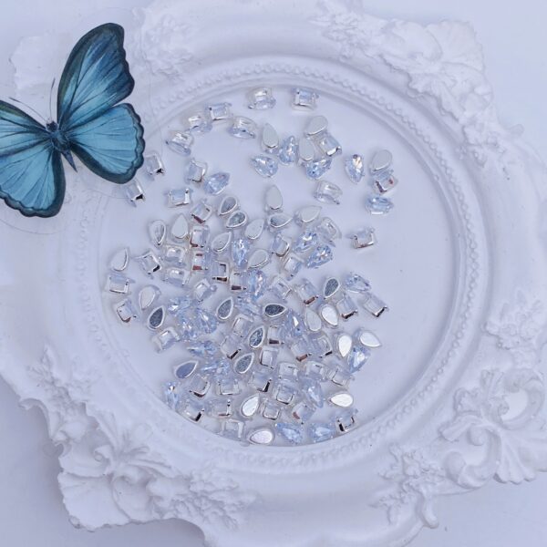 Small Teardrop  Diamond 3X5 - Image 2